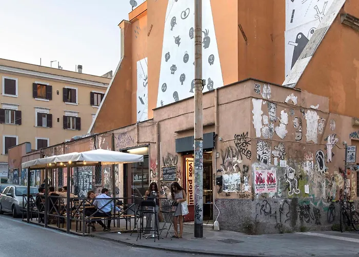 Urban Oasis Labicana With Patio 2 - Free Parking
